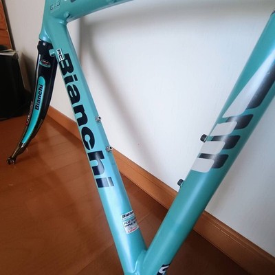 今月中に売りたいです！Bianchi Nirone 7 アルミニウムフレーム Bianchi Via Nirone 7 Aluminum Road Bike Frame Set Size 500 Carbon