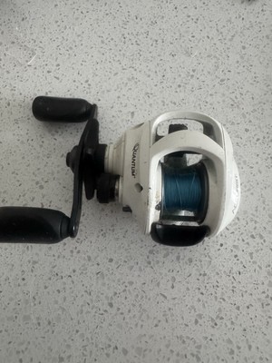 Quantum Accurist 2020 Baitcast Reel Right-Hand Fishing Reel