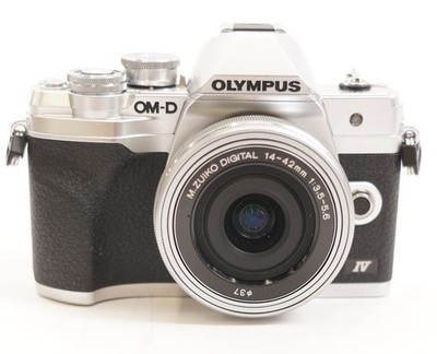 Olympus OM-D E-M10 Mark IV Camera 14-42mm Lens Kit (Silver)