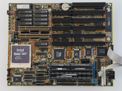 Socket 3 FIC 486-GIO-VT2 Vesa Local Bus 256 KB Cache + 486 Intel DX2 66 + 16 MB