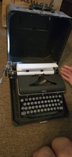 Vtg Royal Quiet Deluxe Portable Manual Typewriter Circa 1946 Black  W/ Case thumbnail