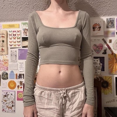 Cutie Pie Sage Green Long Sleeve Crop Top Criss Cross Back Size Small