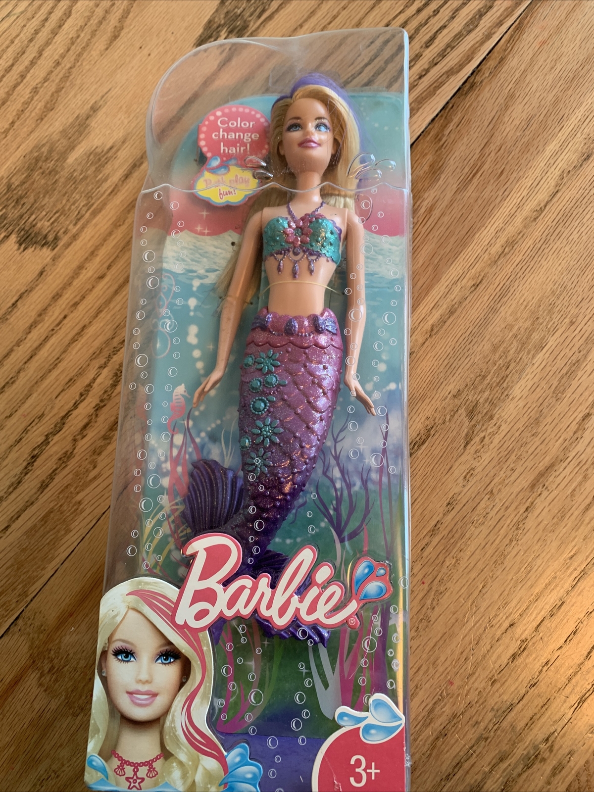 NIB NOS 2011 Mattel BARBIE Mermaid Bath play figure Color changing hair T7405