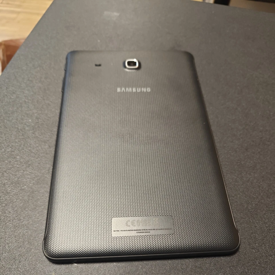 Samsung Galaxy Tab E SM-T560 (FAULTY) W23-C12 - Image 3 of 3