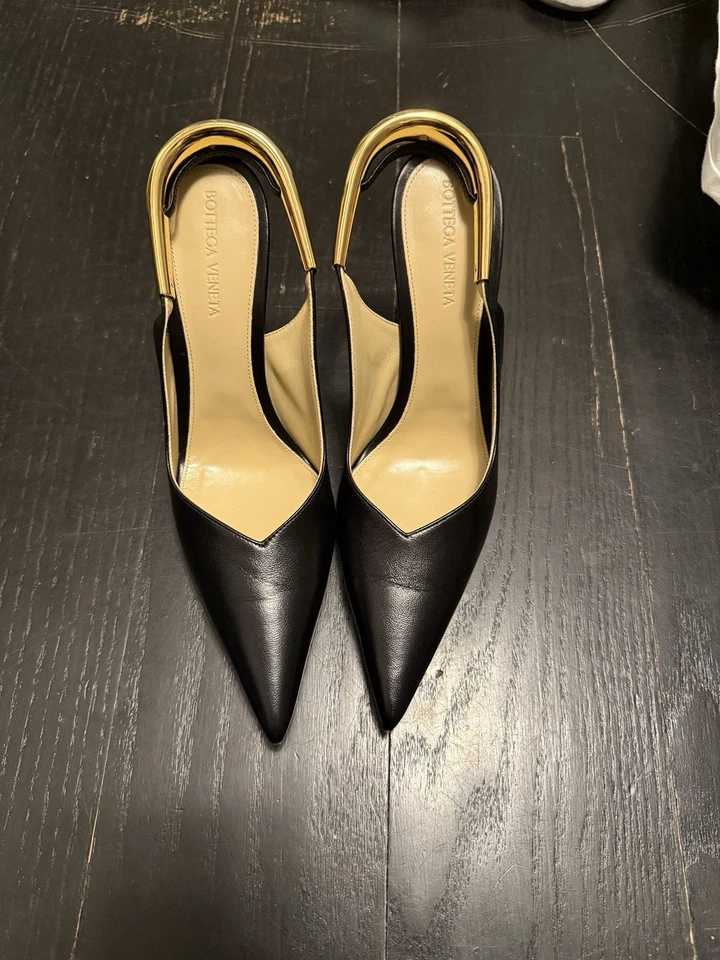 Bombas slingback Bottega Veneta - Punta couro preto tamanho EUA 7 - Imagem 4 de 4