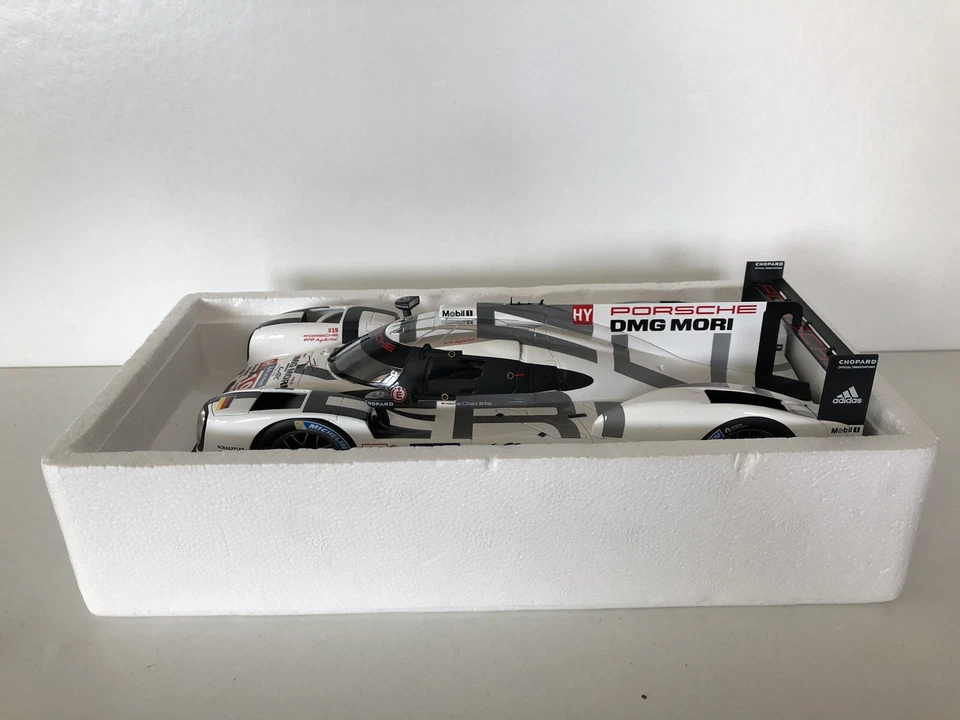 SPARK MODEL Le Mans 1:18 Porsche 919 Hybrid 2015 Winner Promozionale No 18LM15 - Immagine 2 di 4