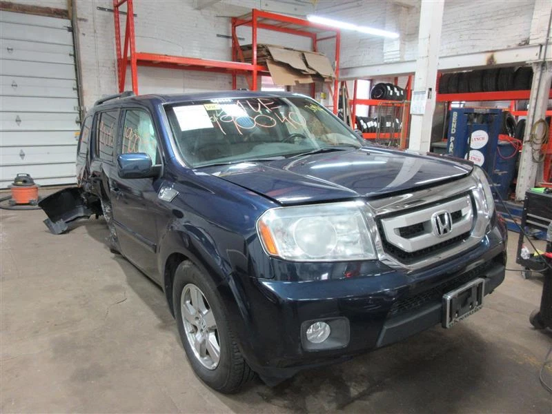 Used Lower Left Engine Intake Manifold fits: 2011 Honda Pilot 3.5L lower injecto - Изображение 3 из 4