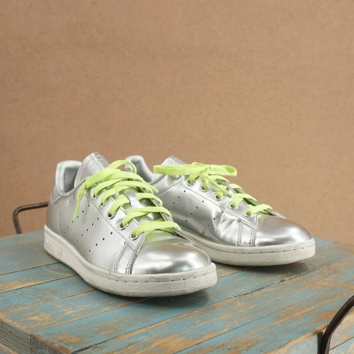 Adidas FW5477 Womens Stan Smith Sneakers Silver Leather Lace Up Size 5.5