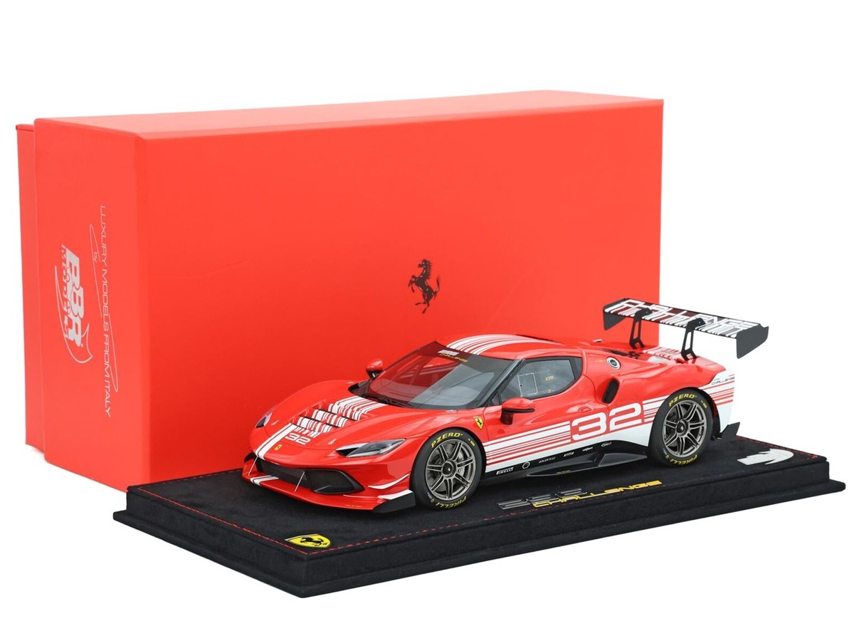 2023 FERRARI 296 CHALLENGE #32 LAUNCH & DISPLAY CASE 1/18 MODEL BY