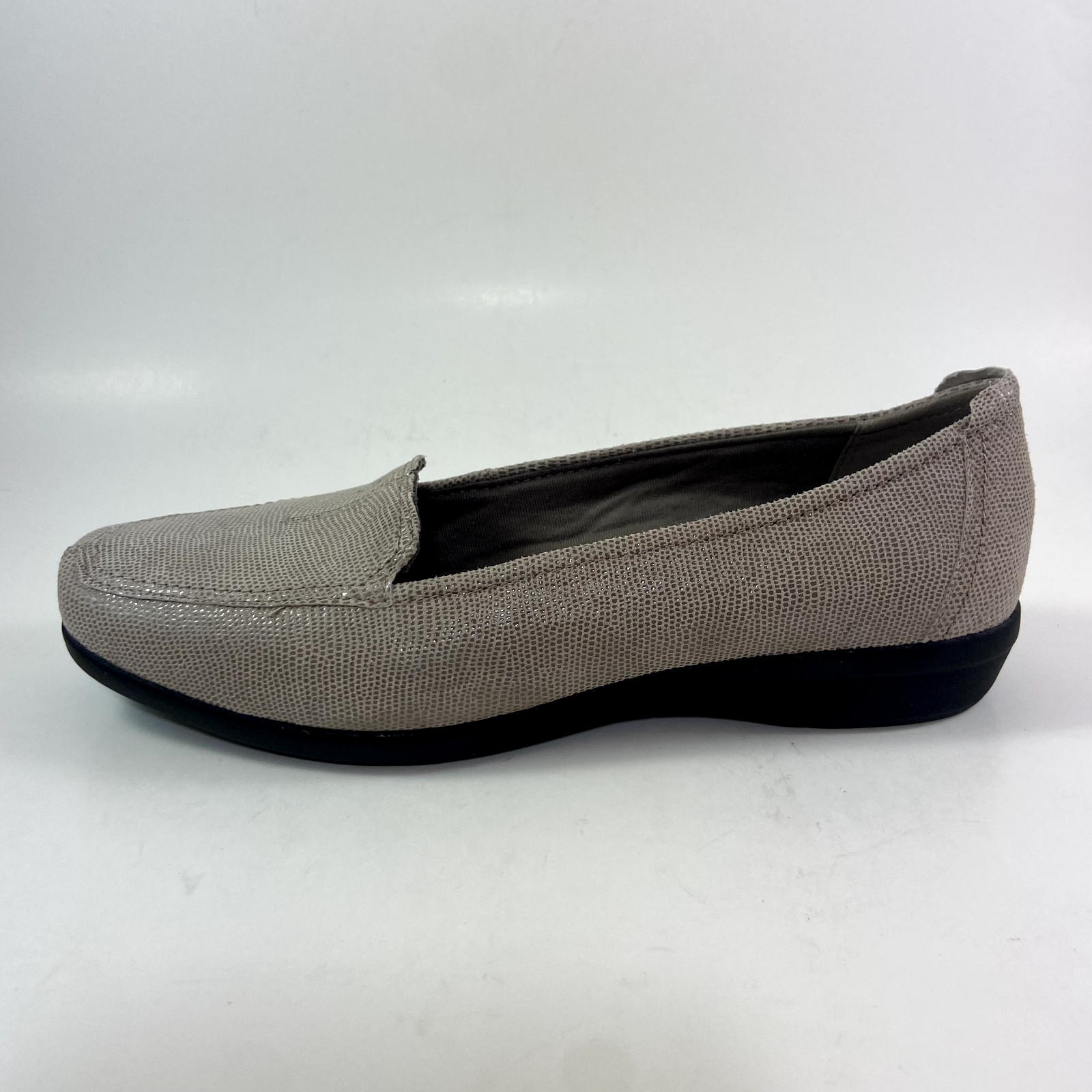 Clarks Bendables in Natural Snake 7.5M Slip On Comfort Leather Loafer New NIB