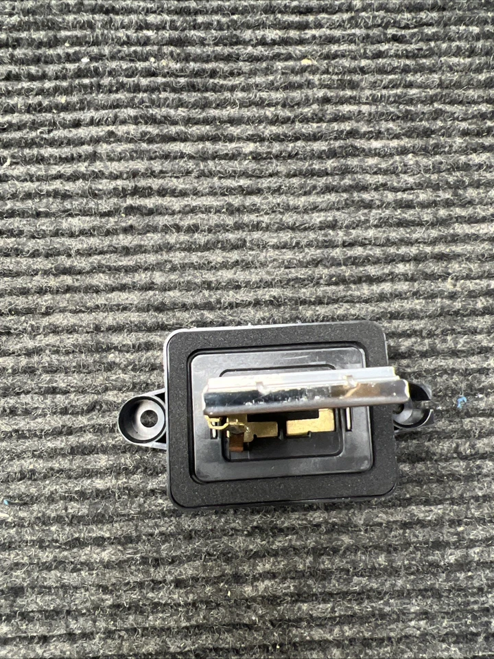 Resistencia de motor soplador HVAC Dorman 973-157 se adapta a modelos Chrysler Dodge Volkswagen Foto 2 de 4