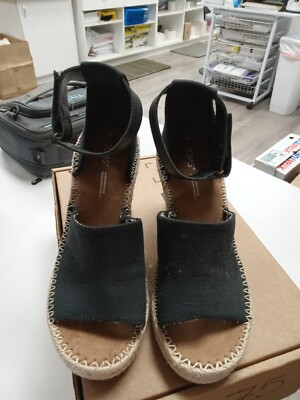 TOMS Women's Marisol Wedge Black Leather (10016380)  Size 08.0