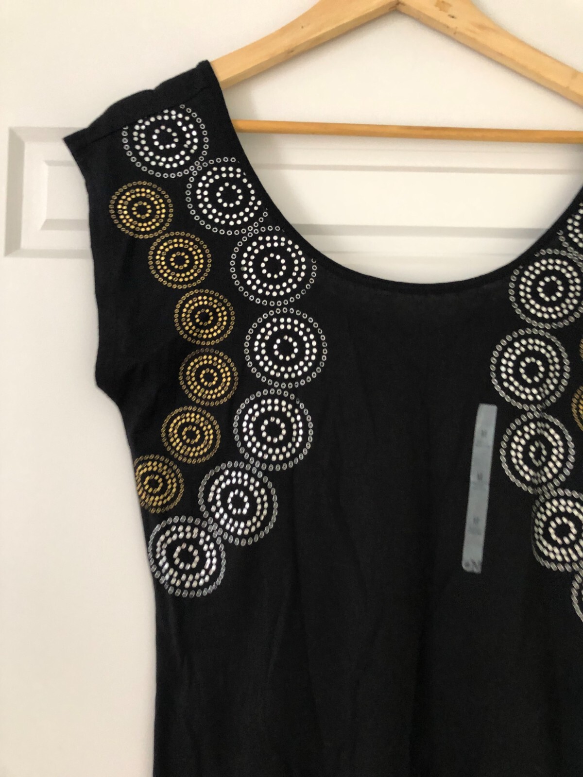 NOW Ladies Scoop Neck Black Top - Size M - 5+ items free AU post - NWOT