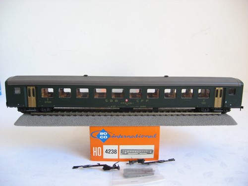 DB286* ROCO H0 4238 vagón de tren rápido 2. Kl. SBB-FFS embalaje original | Zustand: Gebraucht