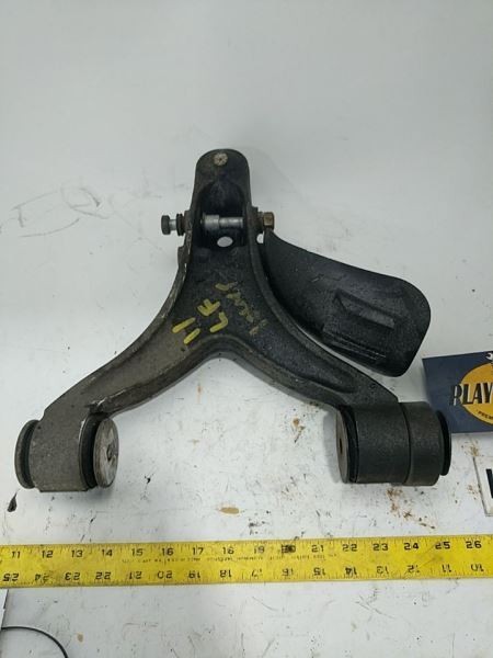 04 05 06 07 08 Maserati Quattroporte Front Left Driver Lower Control Arm **AS IS