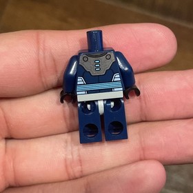 LEGO DC Super Heroes ~Mr. Freeze (Shoulder Ice Armor) Minifigure (Only) #70901