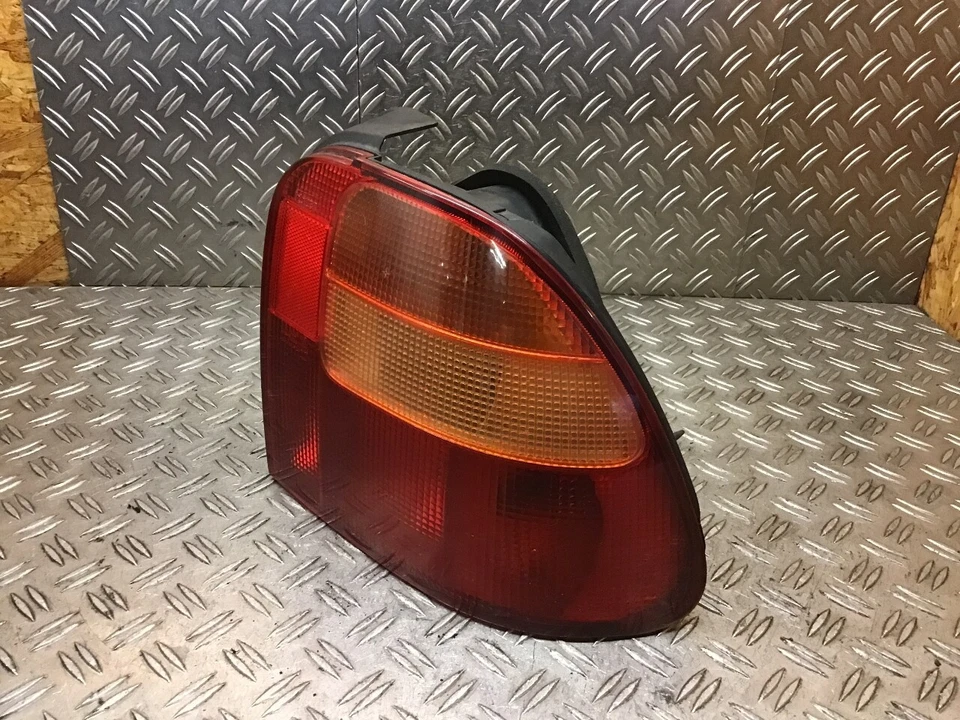 Rückleuchte Derecha Rover 400 Hatchback (RT) 414 - Imagen 4 de 4