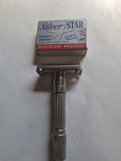 Rasoio di sicurezza vintage Fat Boy Gillette E 3 lame regolabili 1 9 e stella argento