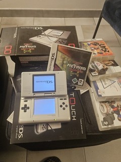 Nintendo DS Grise 2004 METROID Prime Hunters 4 Extra JEUX