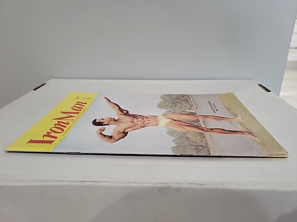 Iron Man Magazine May 1972 Chris Dickerson Cover Body Building Gay Mr. Universe Foto 3 de 4