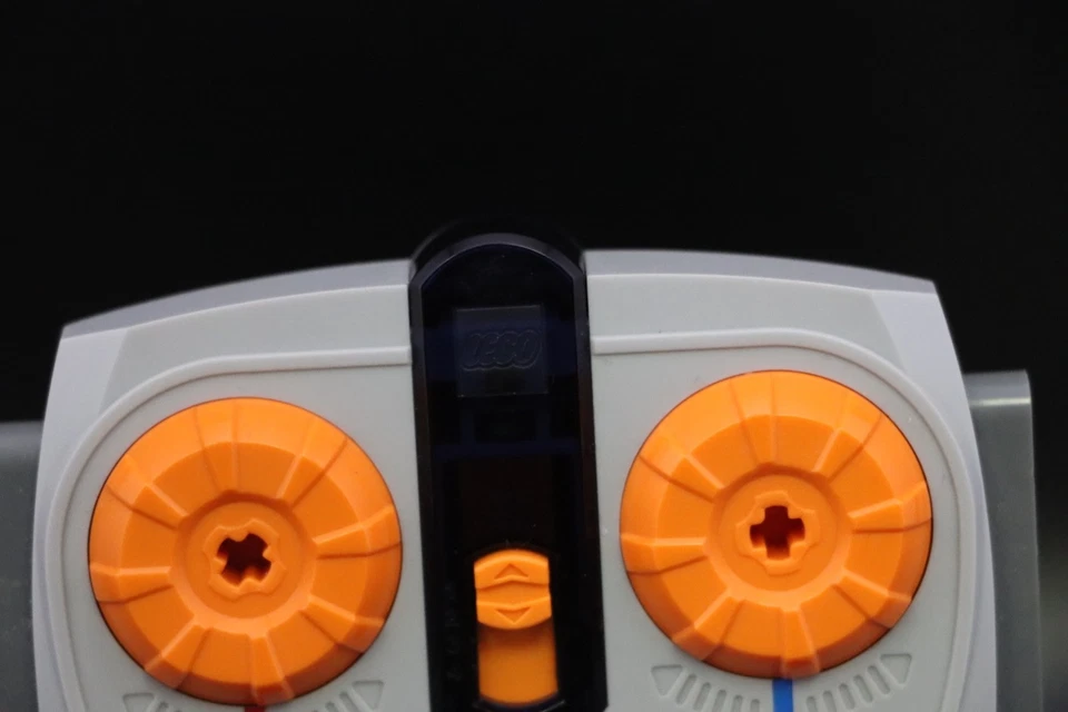 LEGO® 64227c01 Electric Power Functions IR Speed Train Remote Control Unit Grey - Image 2 of 4