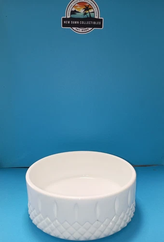 Antique Milk glass 6-inch round diamond pattern candy dish bowl