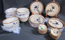 JORGE WILMOT TONALA MEXICO FOLK ART POTTERY BOWLS OR PLATES BLUE BIRD SIGNED