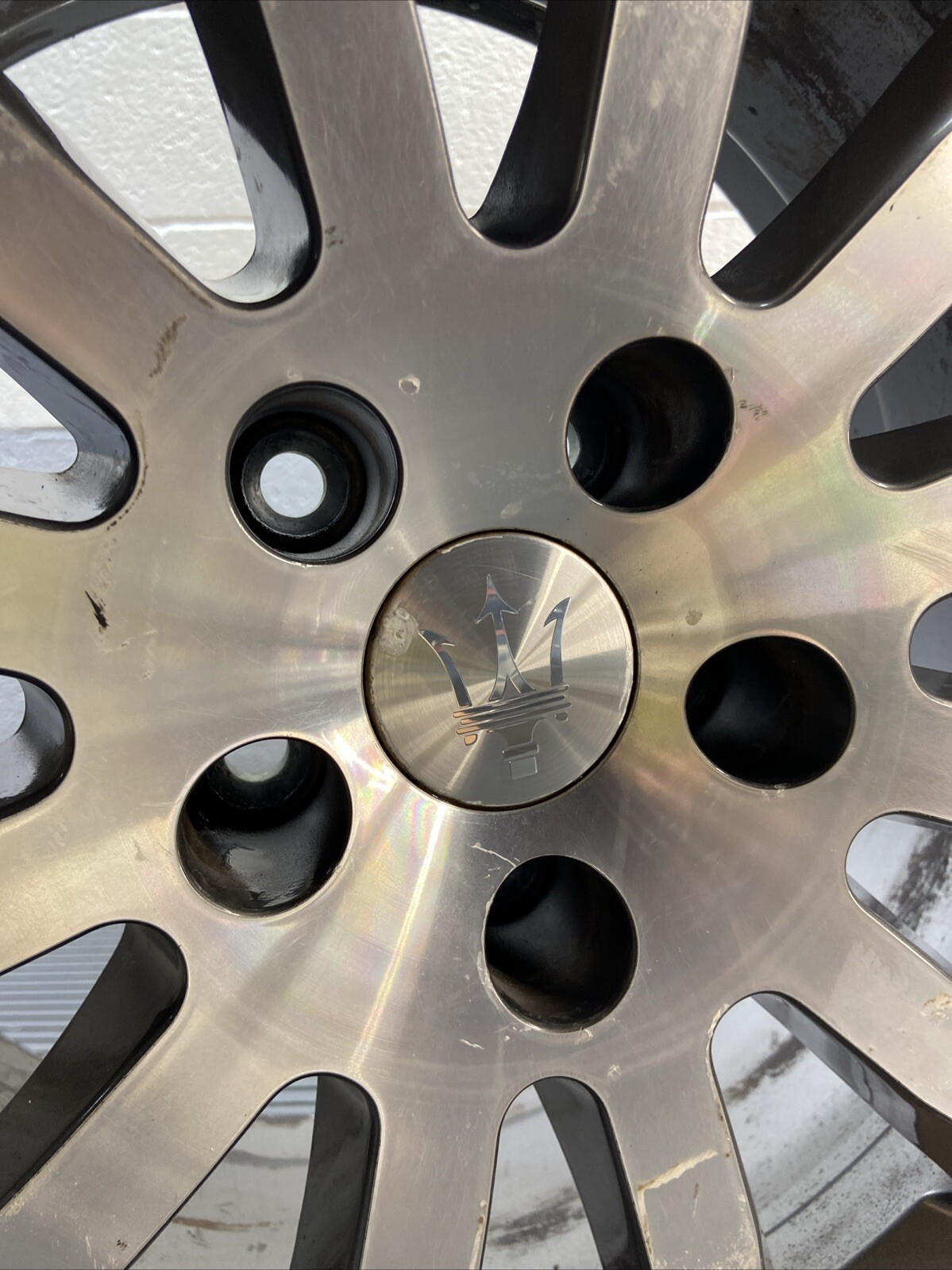 2014-2017 Maserati Ghibli Wheel Rim Disk 7.5x18 ET43 Genuine OEM Hub NOTE
