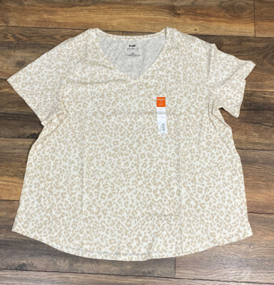 Leopard Animal Cheetah Print Top EVRI The Everyday Tee Plus Size T-Shirt V Neck