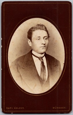 Antique CDV Circa 1880s Carl Holzer Young Handsome Man In Suit Munchen