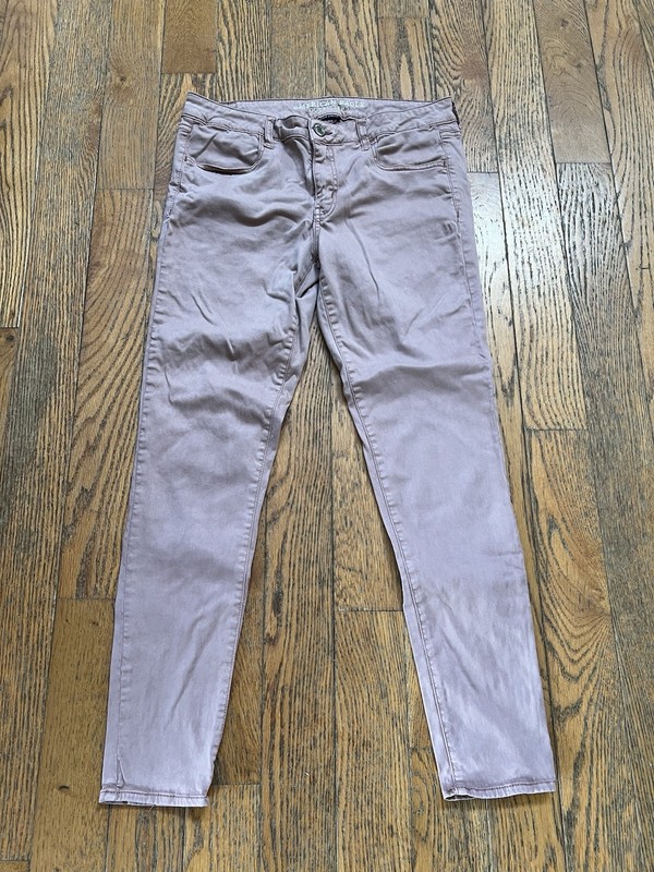 Girls America Eagle Jeans Sz 12. Jeggings Excellent Condition. Light Pink.