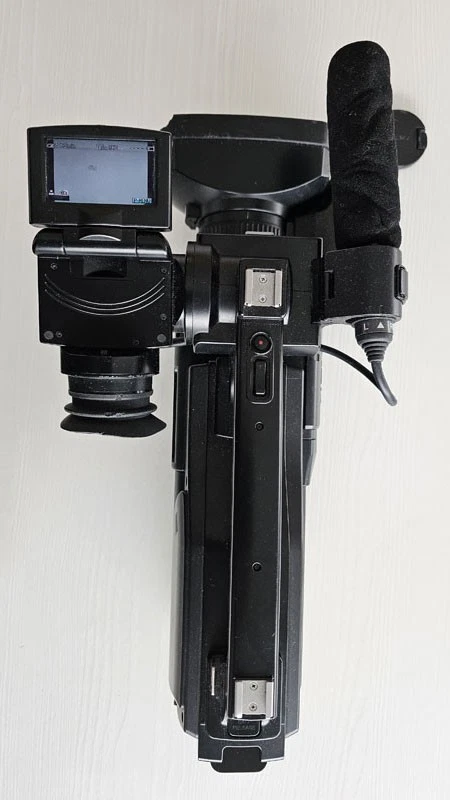 Sony HVR-HD1000E HDCAM/DVCAM Video Camera - Image 2 of 4