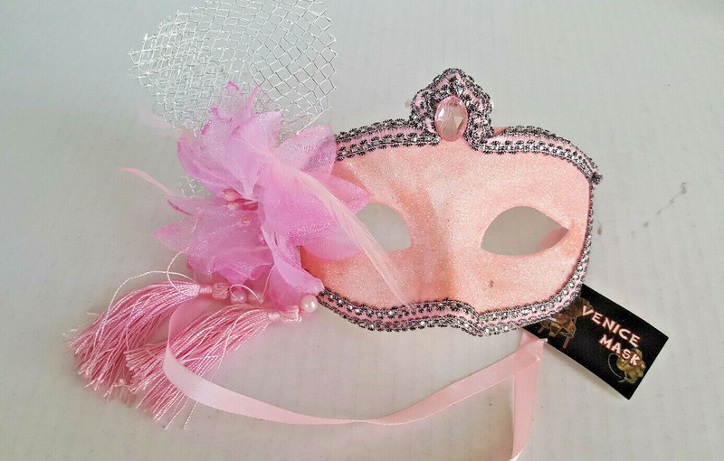 VENICE MASK PINK Mardi Gras Party Carnival Orchid & Tassel Detail L@@K NWT