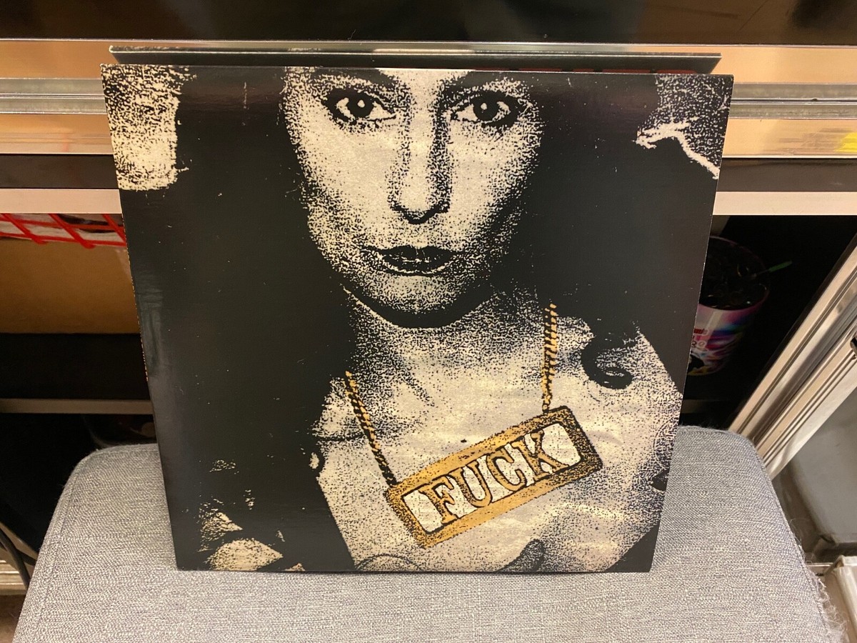 Stierkampf He's A Grunge Whore 10