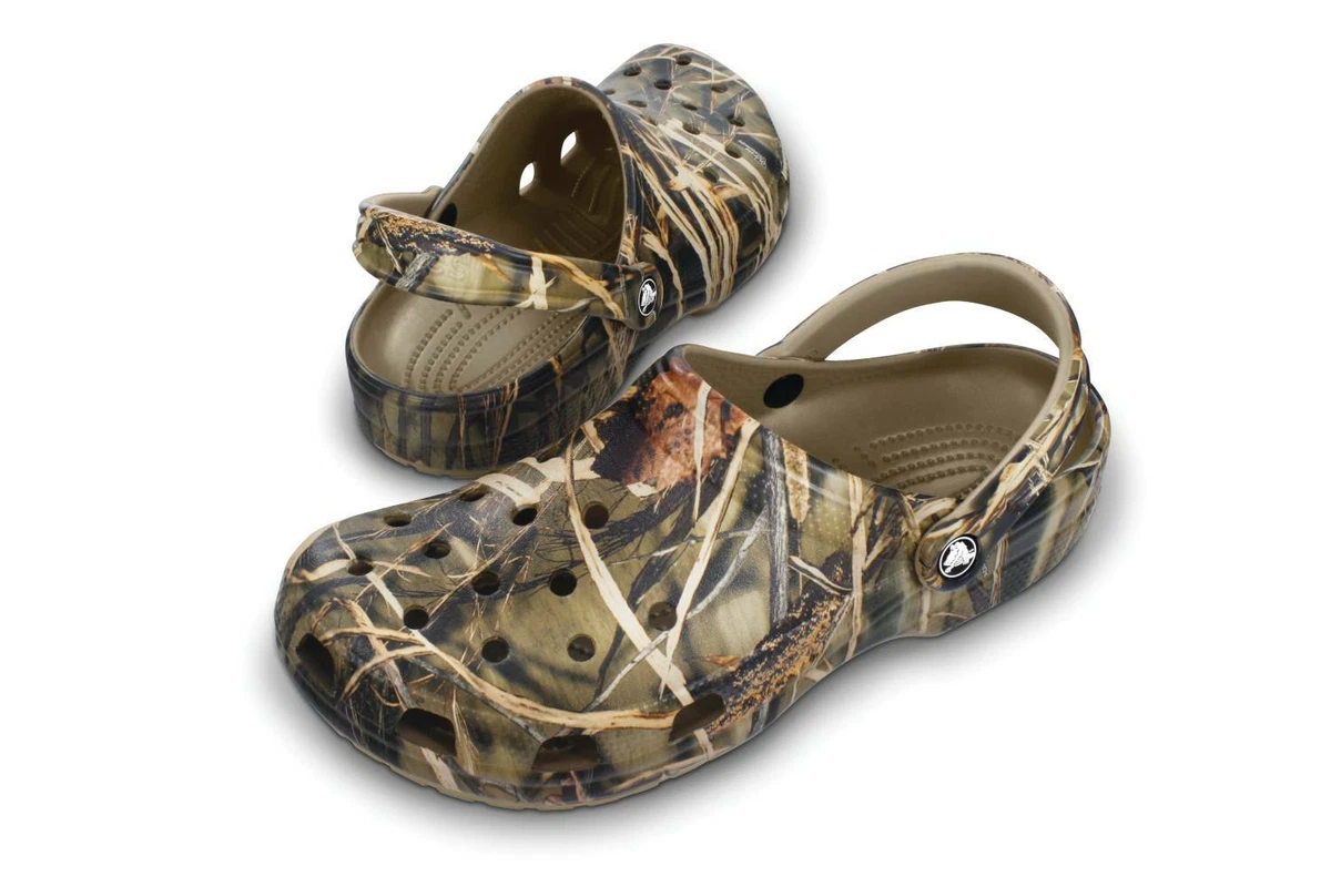 Realtree crocs 2024 with fur