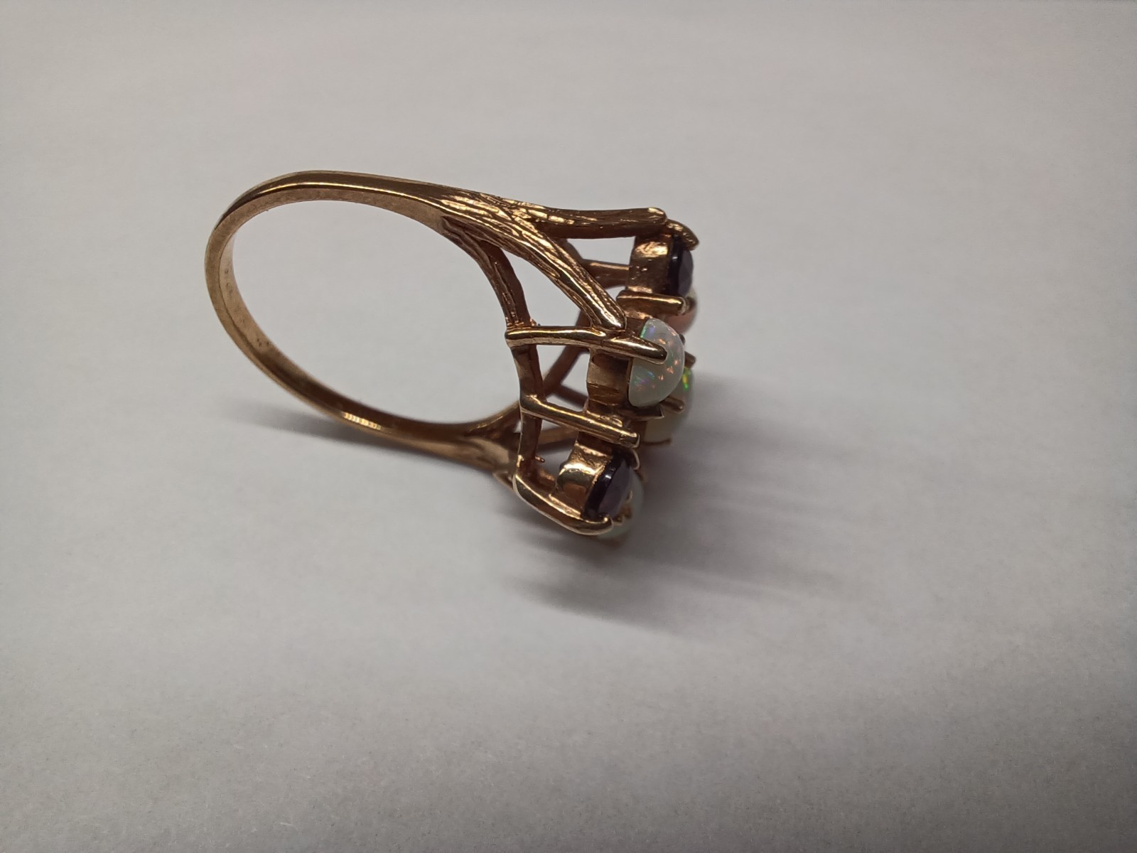 Vintage 9k Gold Ruby/Opal Ring - image 6