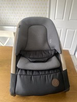 Maxi-Cosi Kori, 2-in-1 Ergonomic Baby Bouncer Chair with Toy Arch, 0-2 Years, up