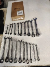 GearWrench 35720A-02 SAE/Metric Ratcheting Combination Wrench Set - Silver