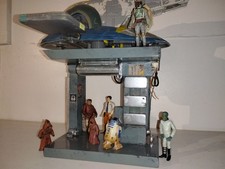Custom Star Wars TVC Gray/Silver Landing Platform Building Playset diorama 3.75