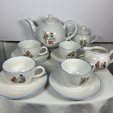 Vintage Childrens Tea Cup Set 4 Cups  Saucers Kettle Sugar  Milk Great Cond. 