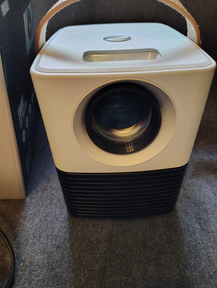  Smart Portable Mini Projector 1080P HD Apple and Android Compatible - Works Exc - Image 4 of 4