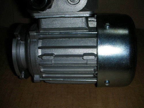 Neri Motori T50B4 Motor, 3-Phase, 230/400VAC .08 HP 1480 RPM, InsCl-F, TEFC NOS - Picture 5 of 9