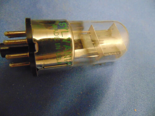 7 Television radio electronic tubes Sylvania Company 1LG5 0Z4G 6S07G 6SA7GT USA - Picture 1 of 8