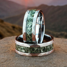 Eco-Friendly Moss Agate Men's Hammered Tungsten Wedding Ring Comfort Fit - 8mm