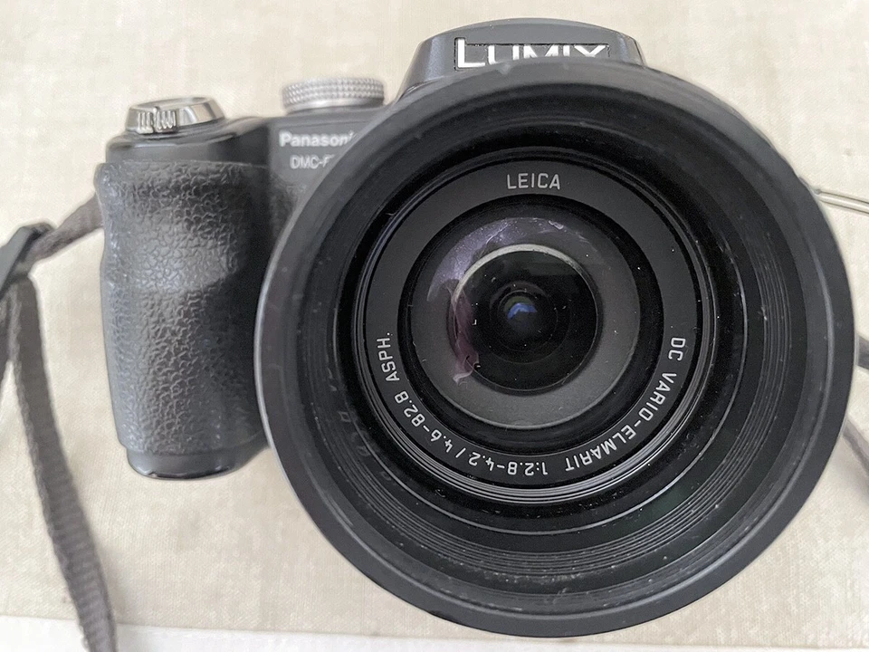Panasonic Lumix DMC-FZ18, photo 1 sur 5