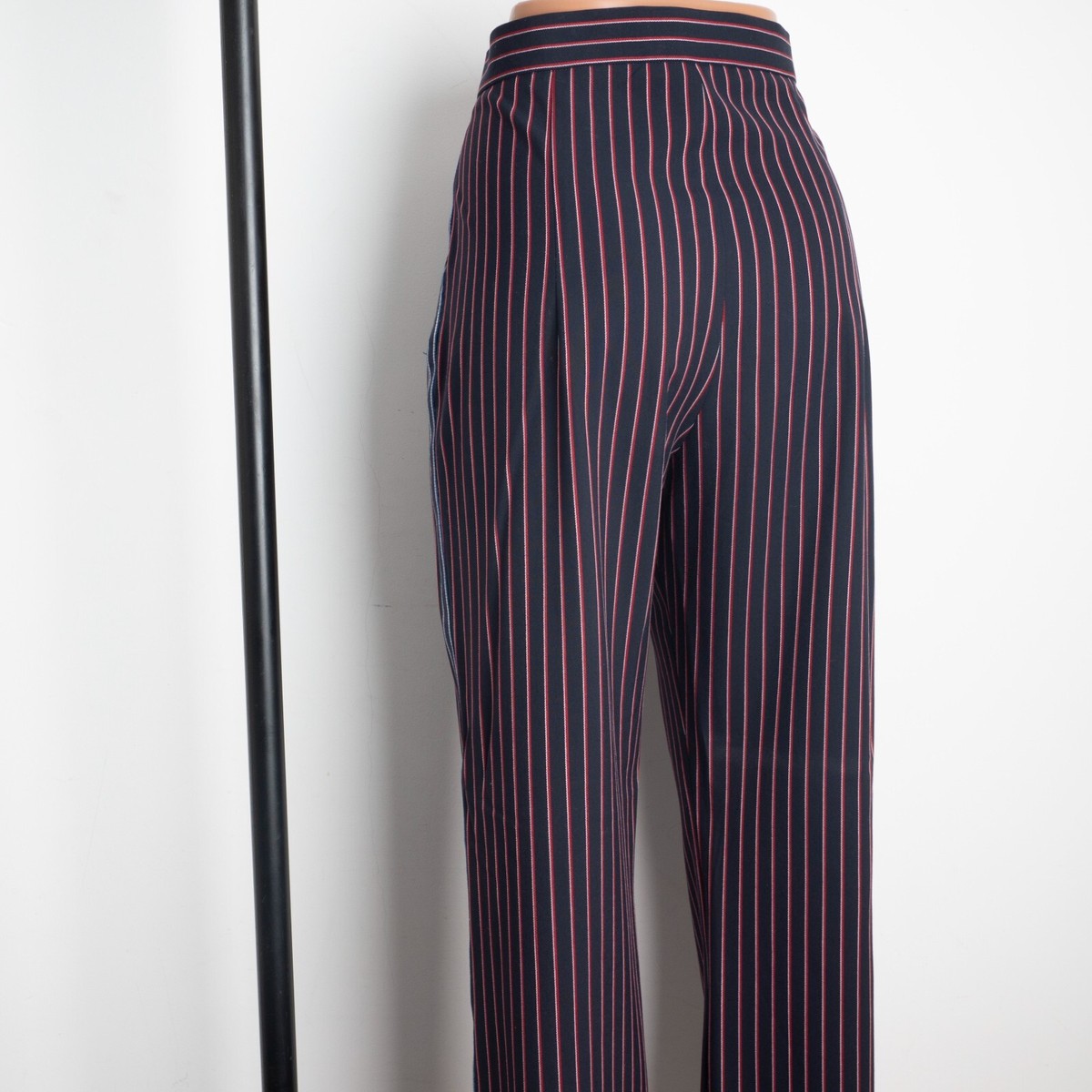 パンツ CHLOE Woman Pants Violet CH25SPA09355 56B See By CHLOE Women's Purple Striped Wool Trousers Relaxed