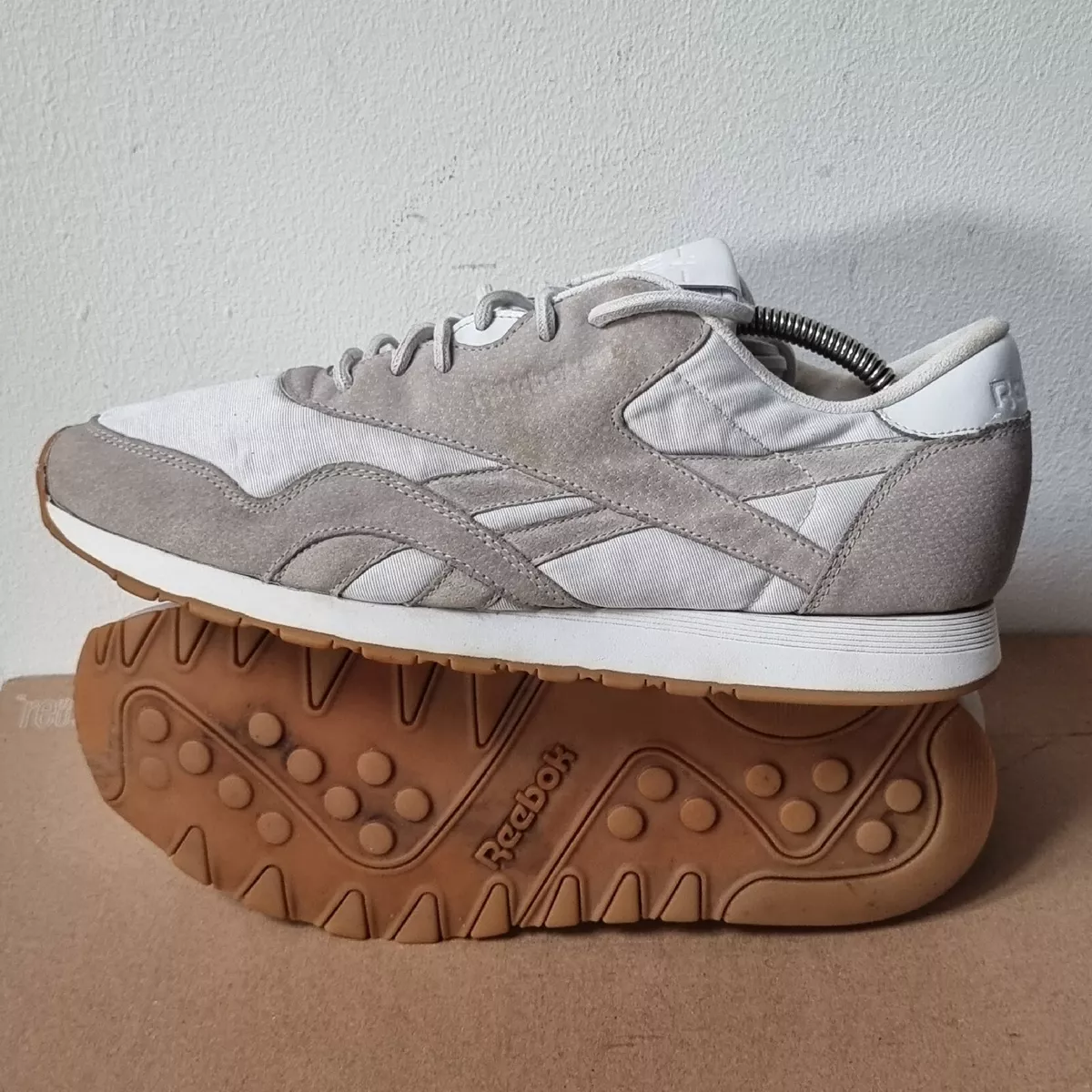 Reebok classic on sale mens white trainers