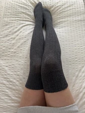 Gatta Women Thigh High Boot Socks Over the Knee Cable Knit Stockings Dark Grey