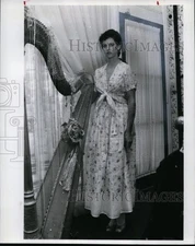 1981 Press Photo Holly Harp - cvb08665