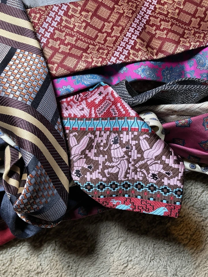 Corbatas de cuello vintage surtidas solo para manualidades - Lote de 46 lana/seda/poliéster Foto 2 de 4